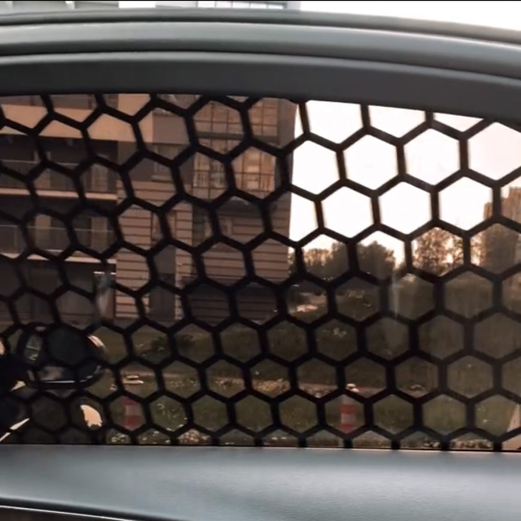 Autocollants nid d'abeille pour vitres de voiture